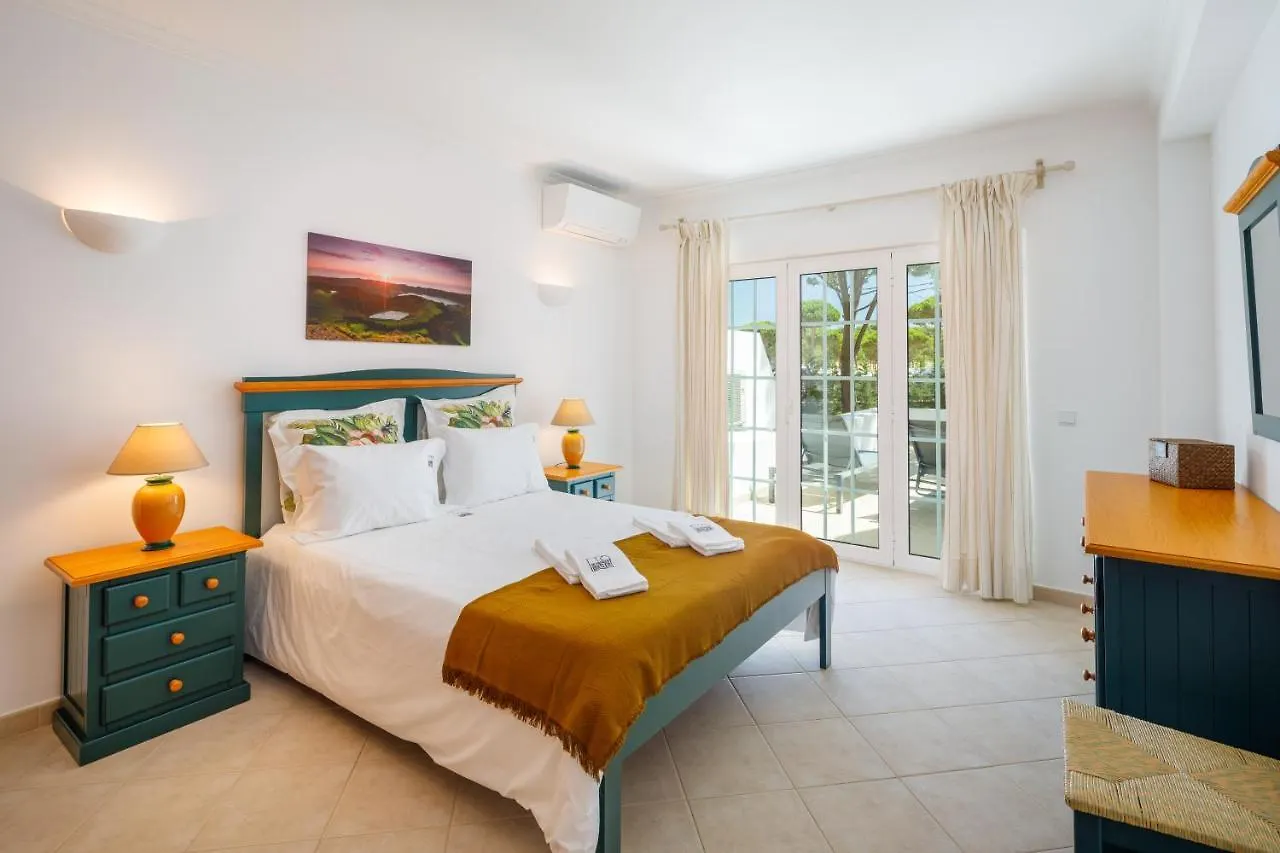 Falesia Sunshine Villa By The Portuguese Butler Albufeira